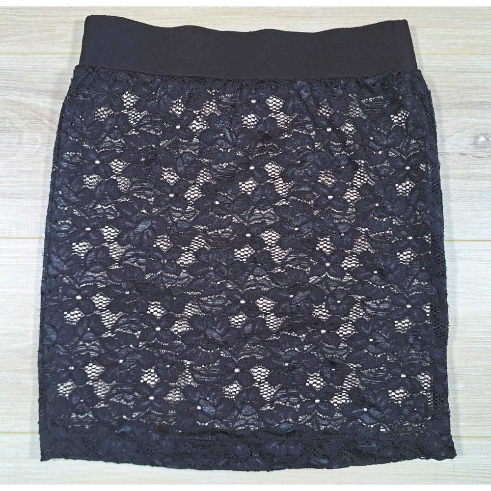 Forever 21 Y2K Black Floral Lace Mini Skirt‎ Small Elastic Waist Lined Bodycon S